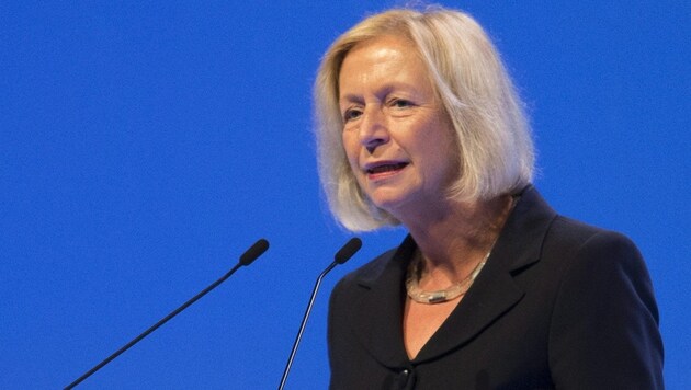 Die deutsche Bildungsministerin Johanna Wanka will das Fach "Alltagswissen" einführen. (Bild: APA/EPA/SALVATORE DI NOLFI)