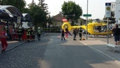 Der Bahnhof wurde nach dem Unfall von Einsatzkräften vorübergehend geräumt. (Bild: Herbert Wimmer/Pressestelle BFK Mödling)