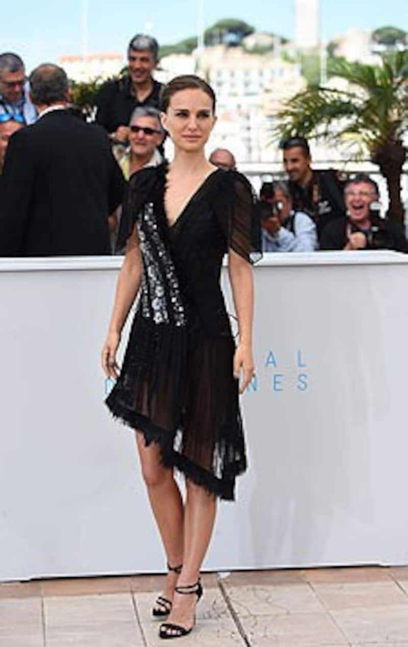 Beim Filmfestival von Cannes zeigte Natalie Portman unter einem durchsichtigem Rock ihr Höschen. (Bild: AFP)