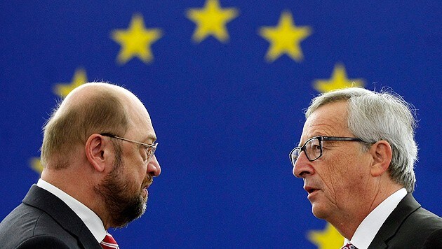 EU-Parlamentspräsident Martin Schulz (l.), Kommissionspräsident Jean-Claude Juncker (Bild: AP)