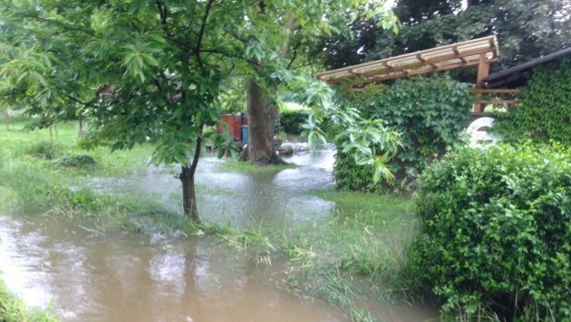 Gärten standen unter Wasser (Bild: FF Mureck)