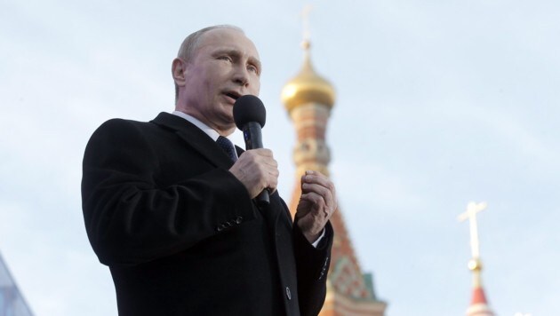 Die EU will mit einer strategischen Kommunikation auf die "Lügen" von Kremlchef Putin reagieren. (Bild: APA/EPA/MAXIM SHIPENKOV/POOL)
