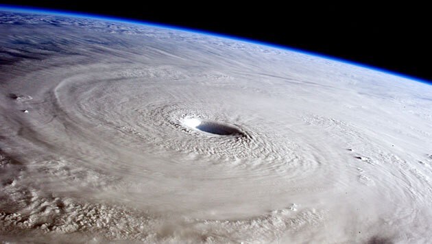 Taifun "Maysak" von der ISS aus fotografiert (Bild: ESA/NASA/Samantha Cristoforetti)