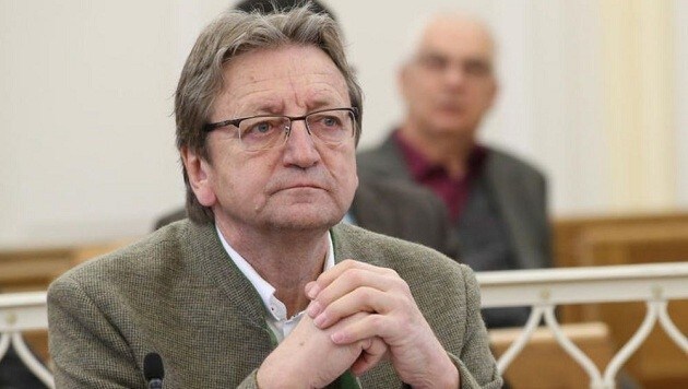FPÖ-Klubchef Karl Schnell muss für Ordnung sorgen. (Bild: Franz Neumayr)