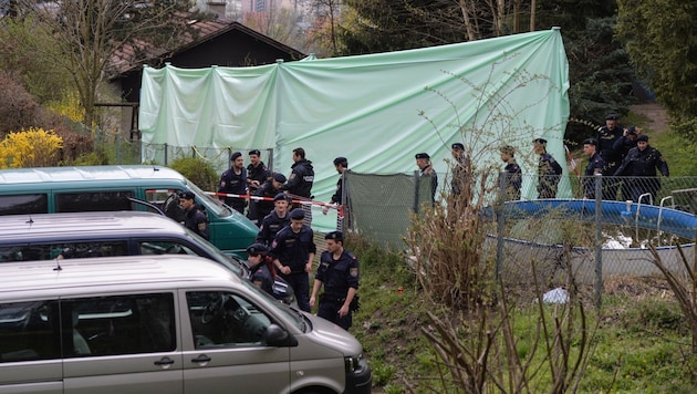 In diesem Schrebergarten wurde die Leiche des Tirolers entdeckt. (Bild: zeitungsfoto.at)