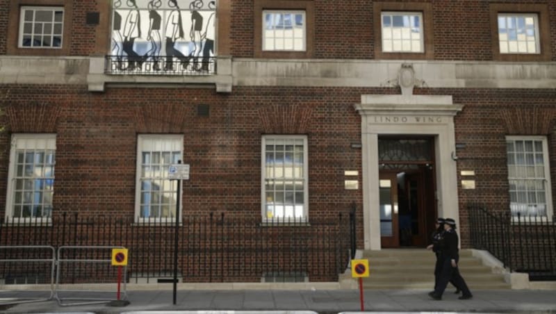 Das St. Mary's Hospital in London (Bild: AP)