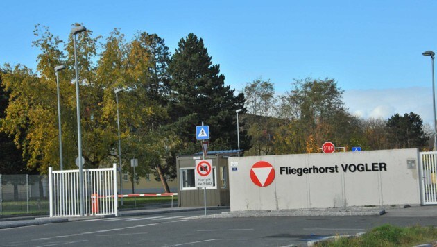 Die Stellungspflichtigen werden künftig im Fliegerhorst Vogler untersucht. (Bild: Horst Einöder)