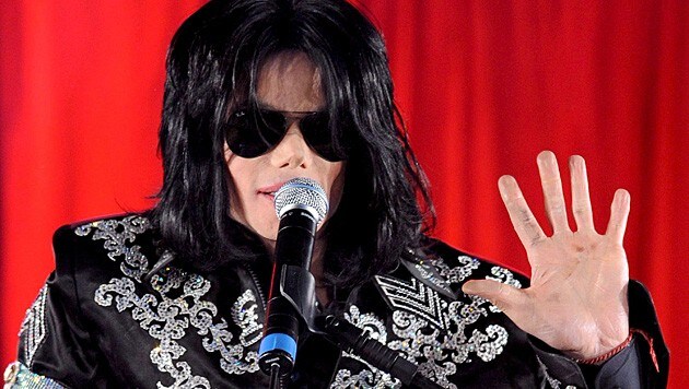 Auch nach Michael Jacksons Tod kommen immer wieder neue Missbrauchsvorwürfe ans Tageslicht. (Bild: APA/EPA/STR)