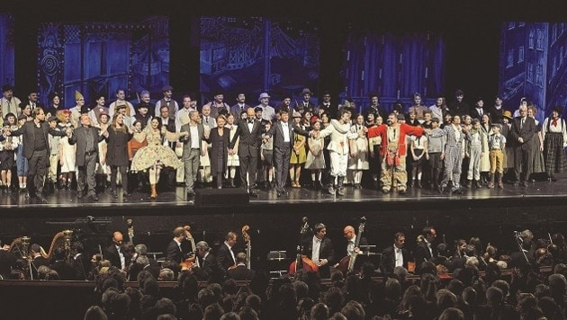 Das Publikum quittierte die Verismo-Premieren mit nicht enden wollendem Applaus. (Bild: Franz Neumayr/MMV)