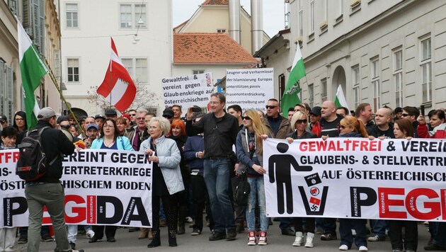 Pegida will noch öfter in Graz marschieren. (Bild: Jürgen Radspieler)