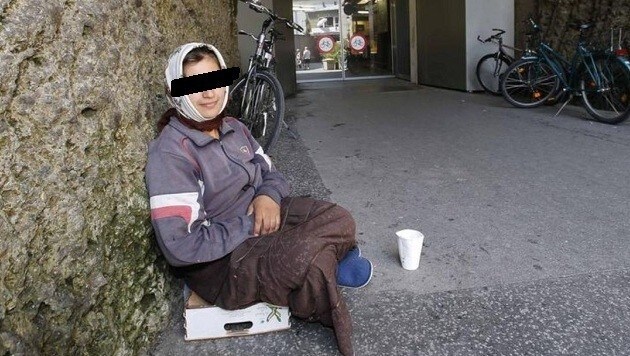 Bild der Armut mitten in Salzburg: Die Bürger fordern Maßnahmen, die Stadtpolitik schaut weiter zu. (Bild: Markus Tschepp)