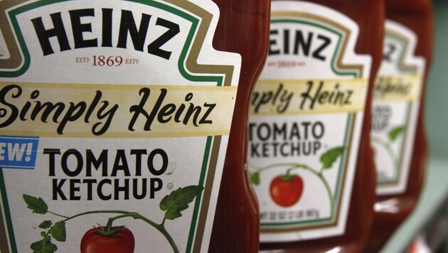 Kraft Foods und der Ketchup-Hersteller Heinz wollen zu einem neuen Lebensmittelriesen fusionieren. (Bild: AP)