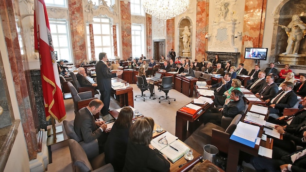 Die Oktober-Sitzung des Landtags dauert dieses Mal drei Tage. (Bild: Christof Birbaumer/Kronenzeitung)