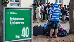 Asylwerbende in Deutschland (Archivbild) (Bild: APA/EPA/MARC MUELLER)