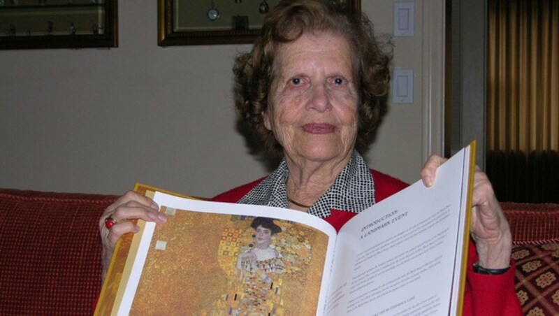 Maria Altmann, Nichte von Adele Bloch-Bauer in ihrem Haus in Los Angeles. Sie starb 2011. (Bild: APA/GEORG LEYRER)