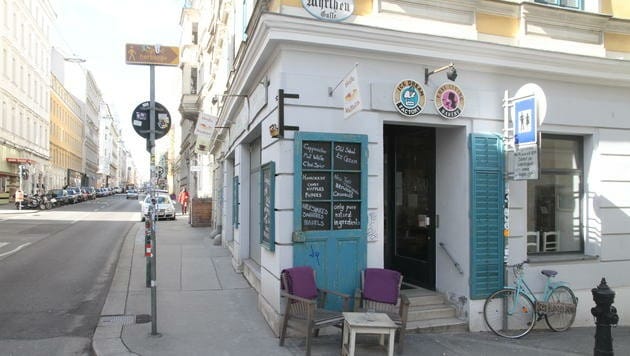 Kinderwagen-Verbot im Wiener Kaffeehaus "Pure Living Bakery" (Bild: ANDI SCHIEL)