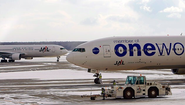 Flugzeuge am Chitose Airport nahe Sapporo (Bild: EPA/Dai Kurokawa/picturedesk.com)