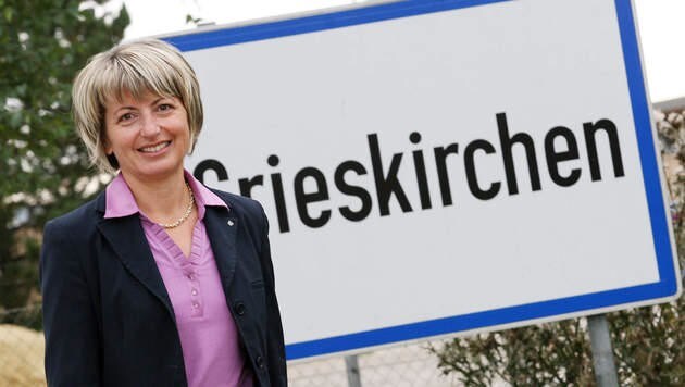 Maria Pachner (51) ist Bürgermeisterin der Bezirkshauptstadt Grieskirchen. (Bild: Markus Wenzel)