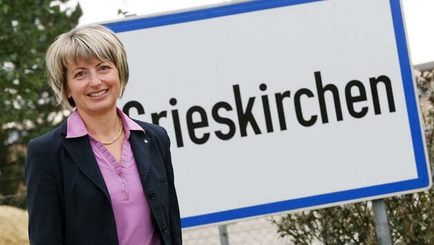 Maria Pachner (51) ist Bürgermeisterin der Bezirkshauptstadt Grieskirchen. (Bild: Markus Wenzel)