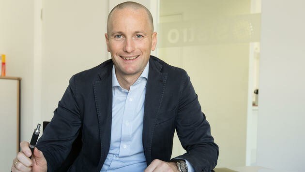 Geschäftsführer Günter Höfert mischt mit seinen edlen Produktlinien den E-Zigaretten-Markt auf. (Bild: Christian Forcher)