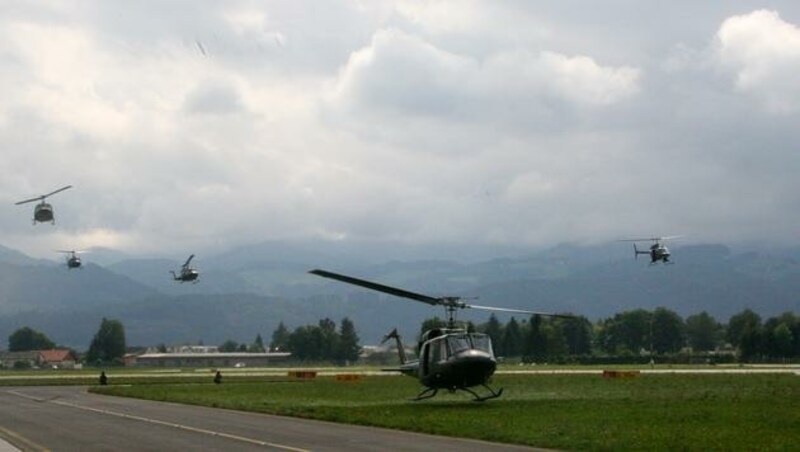 Bundesheer-Helikopter bei der Übung (Bild: Christoph Matzl)