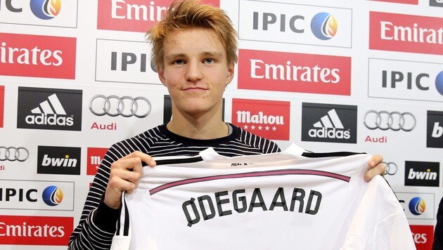 Vor wenigen Tagen verpflichtete Real Madrid den 16-jährigen Norweger Martin Ödegaard. (Bild: APA/EPA/BALLESTEROS)