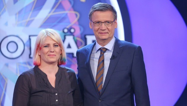 Die Wienerin Elisabteh Haas räumte bei Günther Jauch ab und durfte mit 125.000 Euro heimgehen. (Bild: Stefan Gregorowius/RTL)