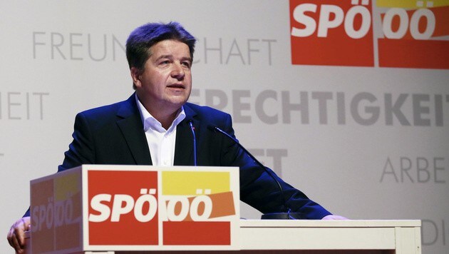 SPÖ-Landeschef Reinhold Entholzer kann sich einen Sozialdienst für Integrations-Unwillige vorstellen (Bild: APA/RUBRA)