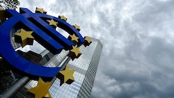 Die Europäische Zentralbank in Frankfurt (Bild: APA/EPA/Arne Dedert)