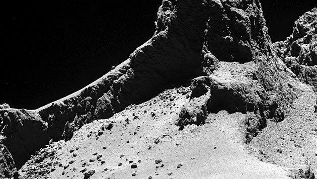 "Tschuri", von "Rosetta" aus acht Kilometer Entfernung fotografiert (Bild: ESA/Rosetta/MPS/UPD/LAM/IAA/SSO/INTA/UPM/DASP/IDA)