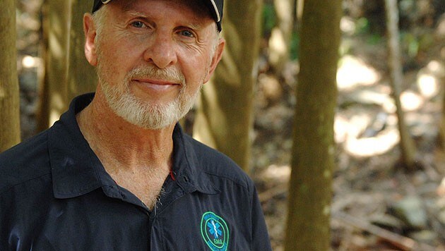 Er ist der heimliche Star des Dschungelcamps: Robert "Bob" McCarron (64) alias "Dr. Bob". (Bild: (c) RTL / Stefan Menne)