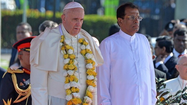 Papst Franziskus zu Besuch in Sri Lanka (Bild: APA/EPA/ETTORE FERRARI)