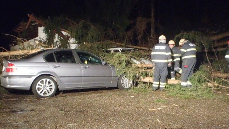 (Bild: APA/FF BAD ISCHL/FW RETTENBACH)