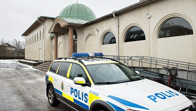 Brandanschlag auf eine Moschee im schwedischen Uppsala (Bild: AP)