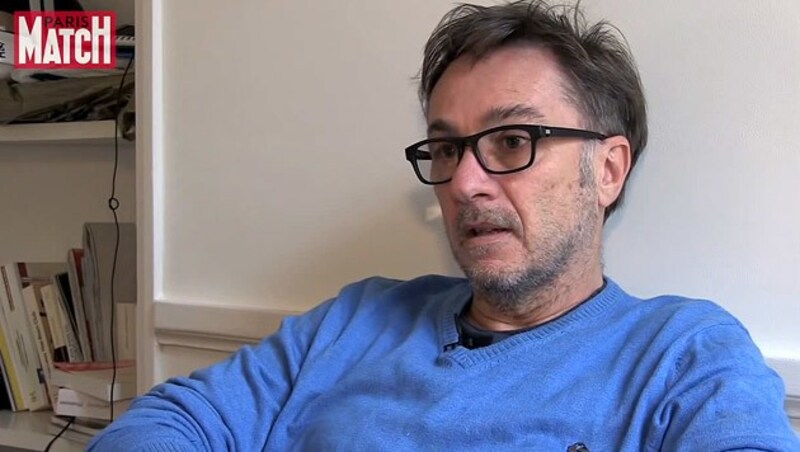 Autor Marc Dugain auf Spurensuche nach Flug MH370 (Bild: YouTube.com/Paris Match)