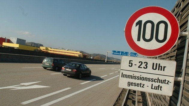 In Oberösterreich gilt auf einem Teil der Westautobahn (A1) Tempo 100. (Bild: Johannes Markovsky)