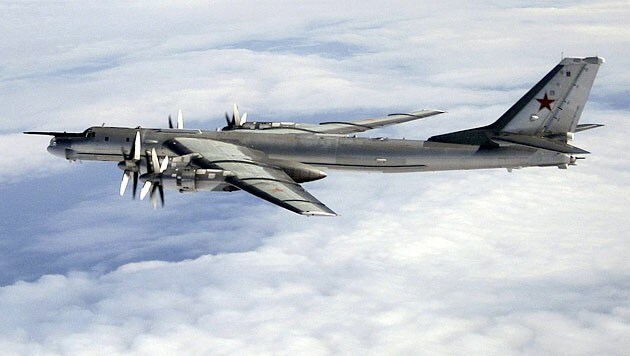 Ein russischer Langstreckenbomber vom Typ Tupolew Tu-95 (Bild: UK Ministry of Defence)