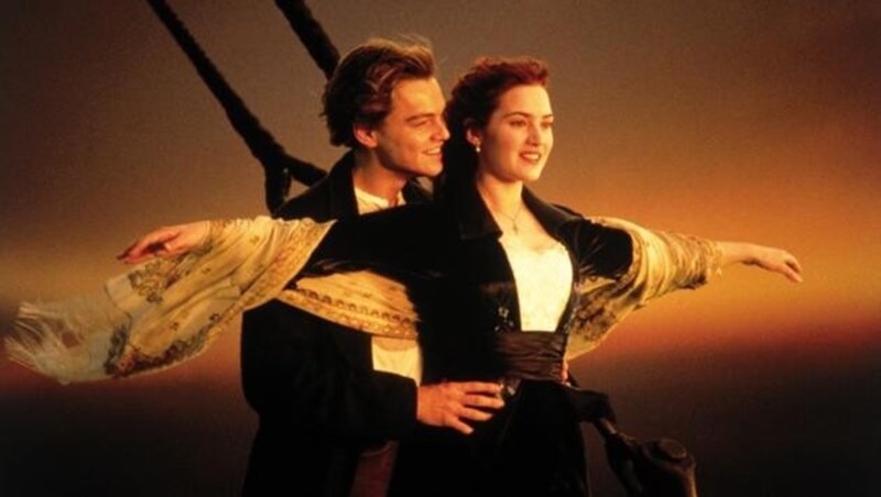 Eine der berühmtesten Szenen der Filmgeschichte: Leonardo DiCaprio und Kate Winslet in "Titanic" (Bild: AP)