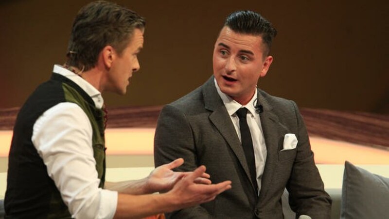 Markus Lanz im Gespräch mit Andreas Gabalier in der TV-Show "Wetten, dass..?" in Graz (Bild: ERWIN SCHERIAU)