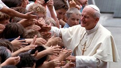 Papst Johannes Paul II. hat in der Donaustadt noch zahlreiche Fans. (Bild: APA)