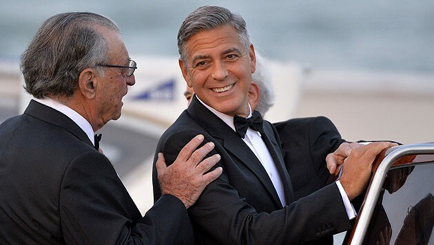 George Clooney auf dem Weg zur Trauung (Bild: AFP)