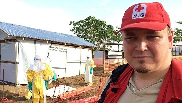Tropenmediziner Michael Kühnel war wochenlang im Ebola-Gebiet in Sierra Leone im Einsatz. (Bild: Rotes Kreuz)