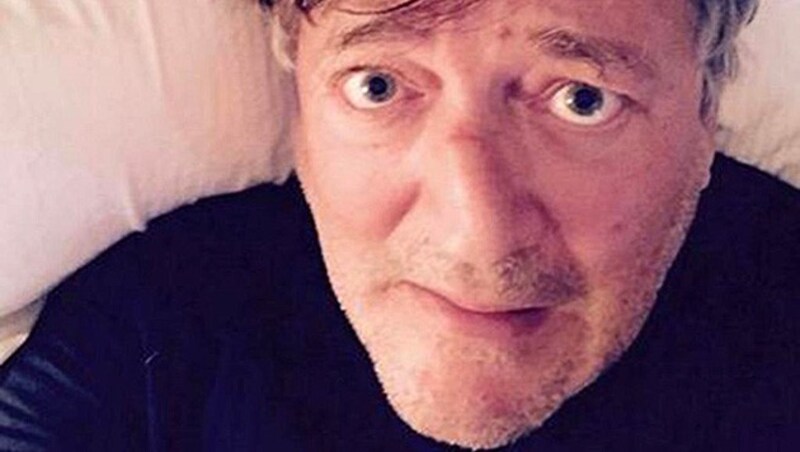 Stephen Fry spendete ebenfalls fünf Pfund für Unicef - und teilte dieses Selfie mit den Fans. (Bild: twitter.com/stephenfry)