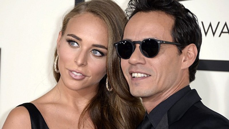 Und auch mit seiner aktuelle Flamme Chloe Green bleibt Marc Anthony seinem Typ treu. (Bild: APA/EPA/MIKE NELSON)