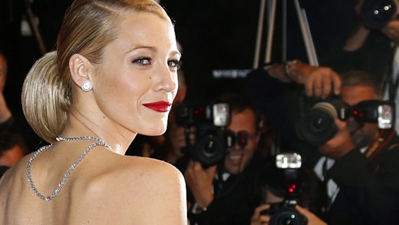 Blake Lively fiel ein bisschen aus dem Rahmen: Sie ist Schauspielerin, kein Model. (Bild: APA/EPA/GUILLAUME HORCAJUELO)