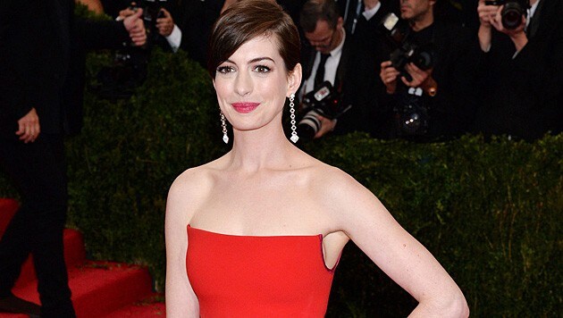 Anne Hathaway gesteht: "Der Ruhm hat mich zerstört!" (Bild: APA/EPA/JUSTIN LANE)