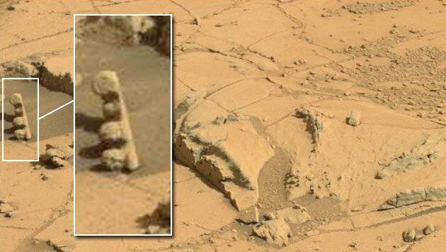 Ampelförmige Steinformation auf dem Mars (Bild: NASA/JPL-Caltech/MSSS)
