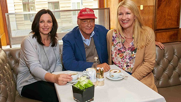 Ersteigertes Frühstück für die ZUKI-Charity: Andrea Reitbauer, Niki Lauda & Claudia Stöckl (Bild: Alexander Tuma)