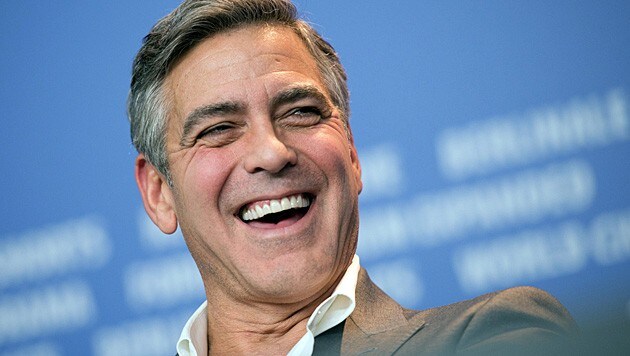 Vor seiner Hochzeit im September will George Clooney noch einmal so richtig feiern. (Bild: APA/EPA/ARNO BURGI)
