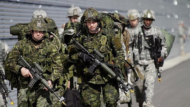 US-Soldaten im Rahmen einer NATO-Übung in Lettland. Nun trainieren sie in der Ukraine. (Bild: APA/EPA/VALDA KALNINA)